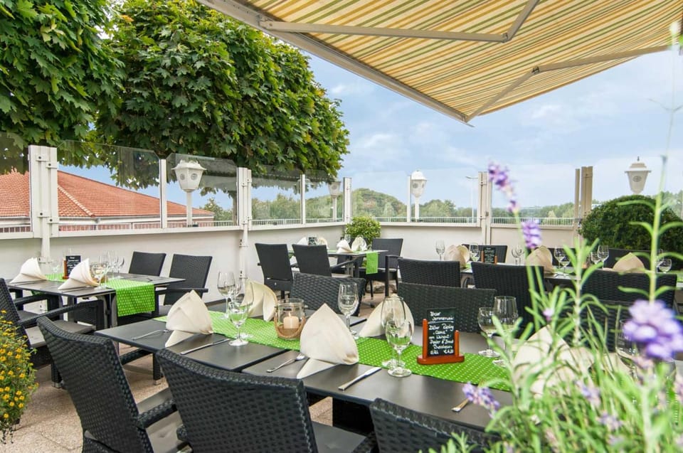 Hotel Schutzenburg Hotel in Leverkusen