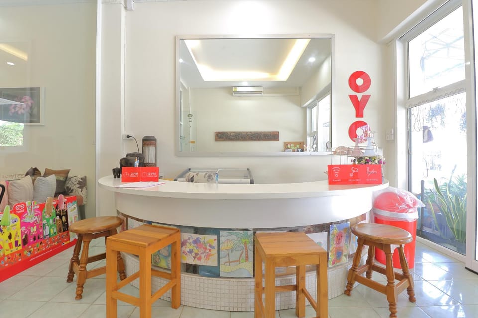OYO 872 Saen Sabai Hostel Hotel in Bangkok