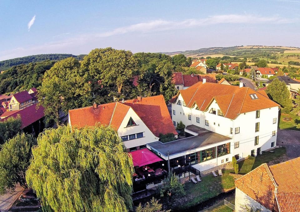 Hotel & Restaurant 5 Linden Hotel in Thuringia, Germany