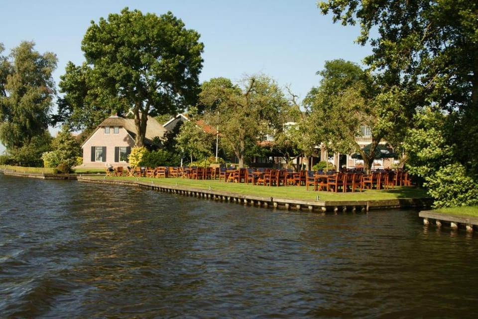 Hotel - Restaurant - Cafe- Geertien Hotel in Giethoorn