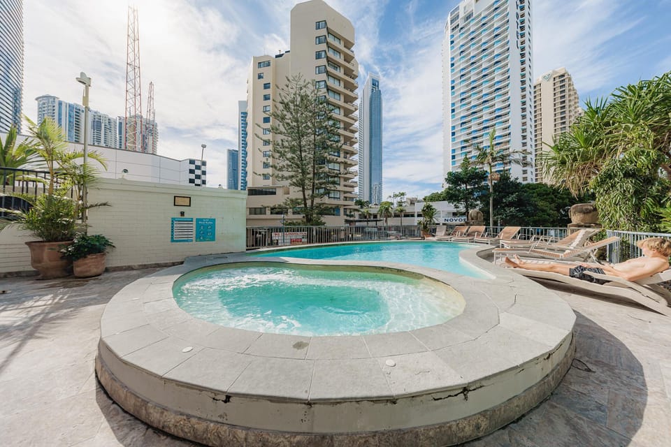 Bunk Surfers Paradise - 18-35  Hostel in Surfers Paradise