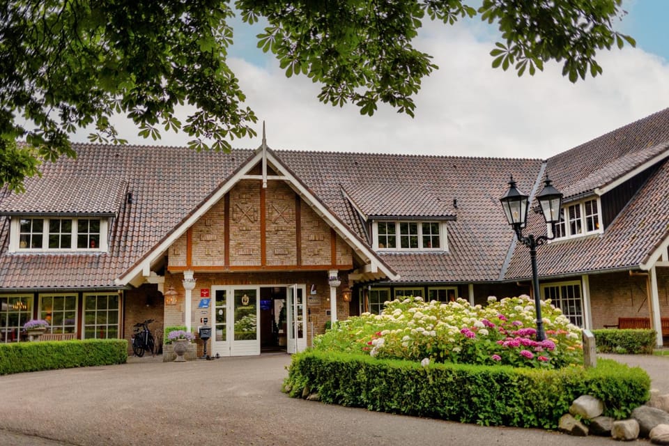 Landhuishotel De Bloemenbeek Hotel in Overijssel (province)