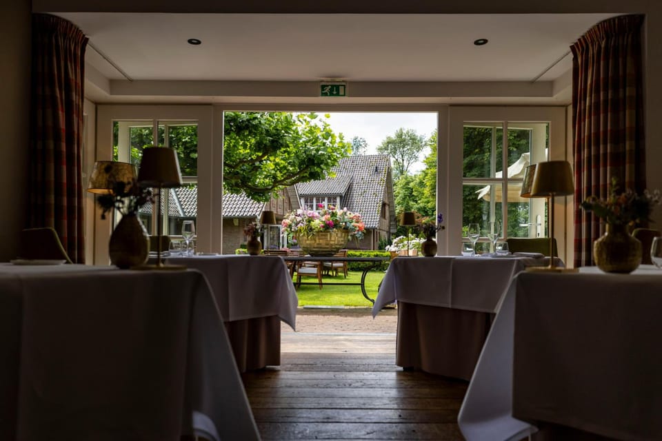 Landhuishotel De Bloemenbeek Hotel in Overijssel (province)
