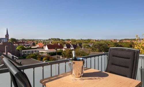 Strandhotel Domburg - Next Door Hotel in Domburg