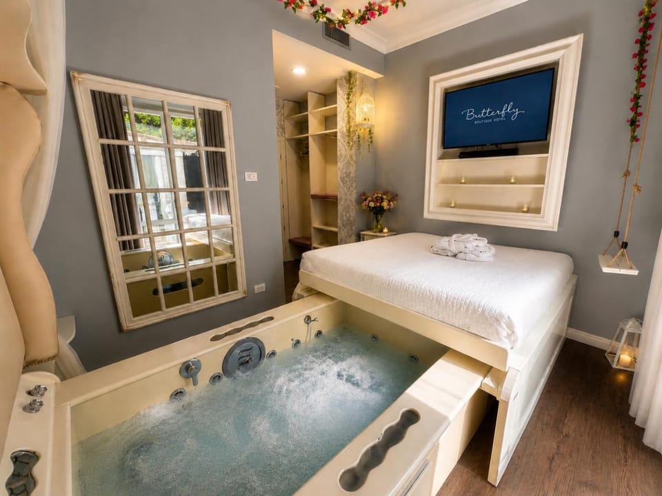 Hotel Butterfly - We Suite Hotel in Torre del Lago