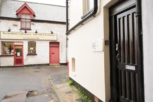 TLK Apartments & Hotel - Beckenham Junction Hotel in Beckenham