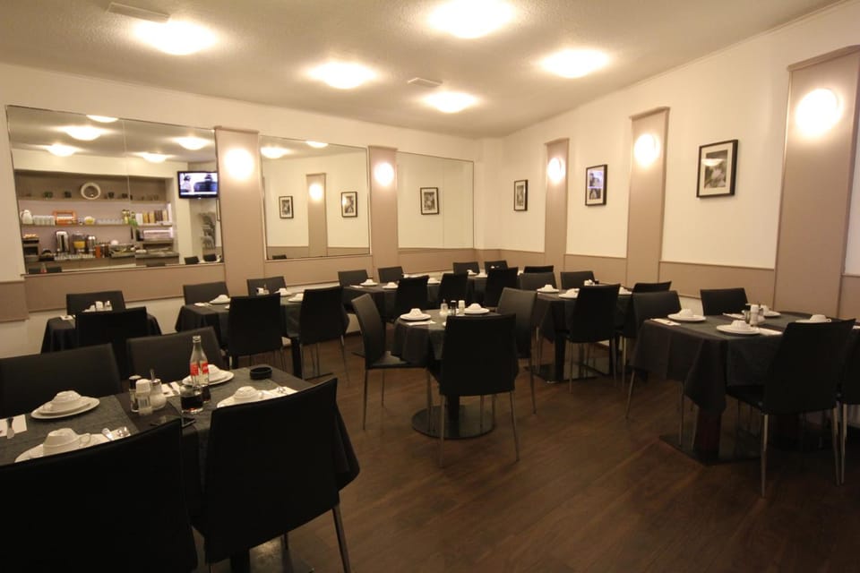 Carlton Hotel Hotel in Frankfurt