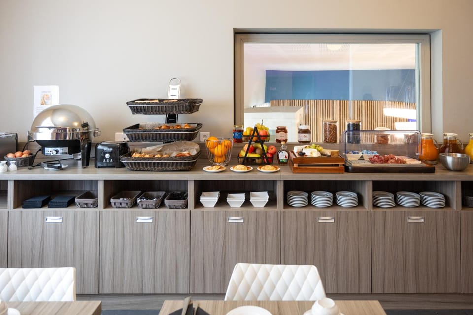 Nemea Appart Hotel Elypseo Strasbourg Port Apartment hotel in Strasbourg