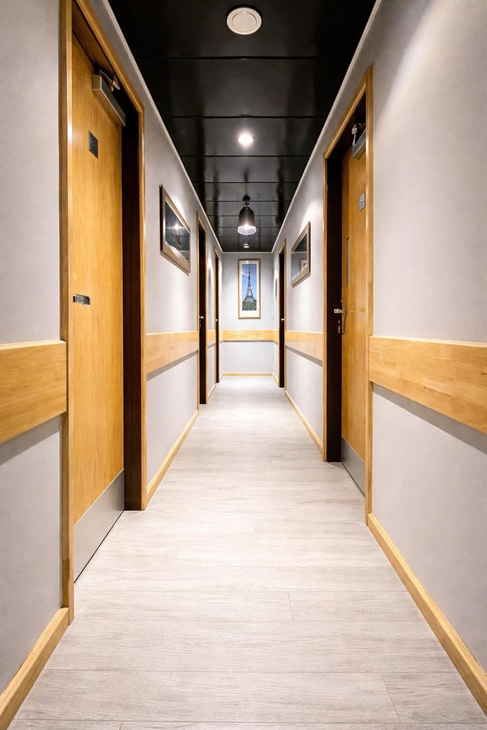 Eurotraveller Hotel- Express (Elephant & Castle) Hotel in London Borough of Southwark