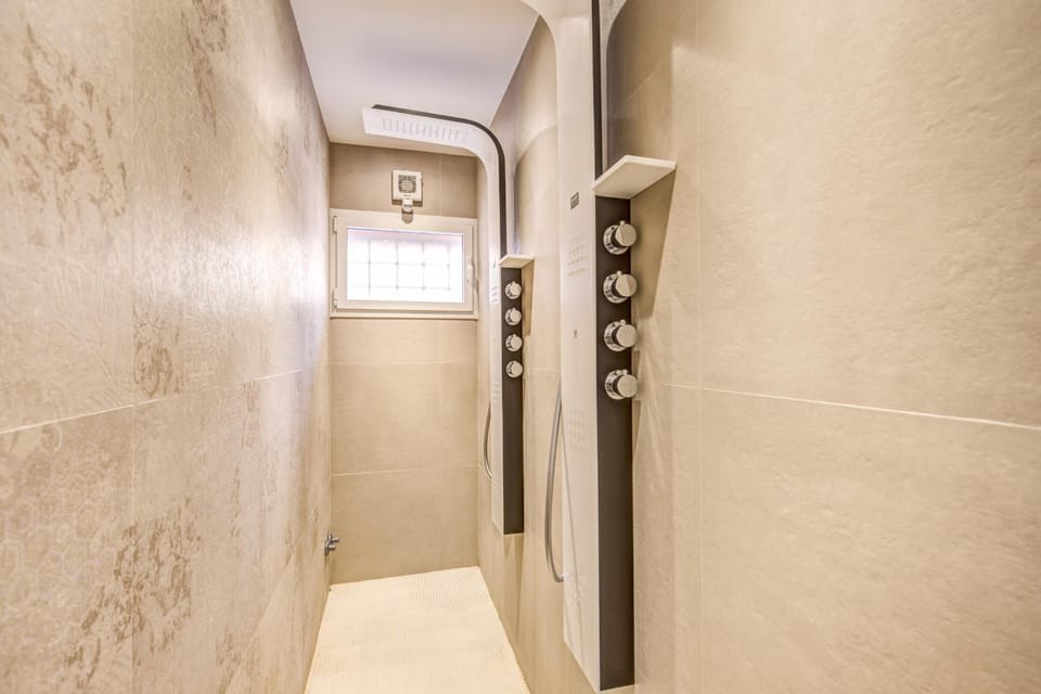 Orange Suites Hotel in Rome