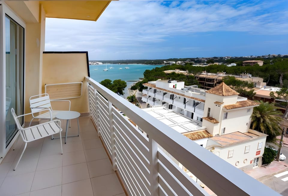 Hotel Vistamar by Pierre & Vacances Hotel in Portocolom