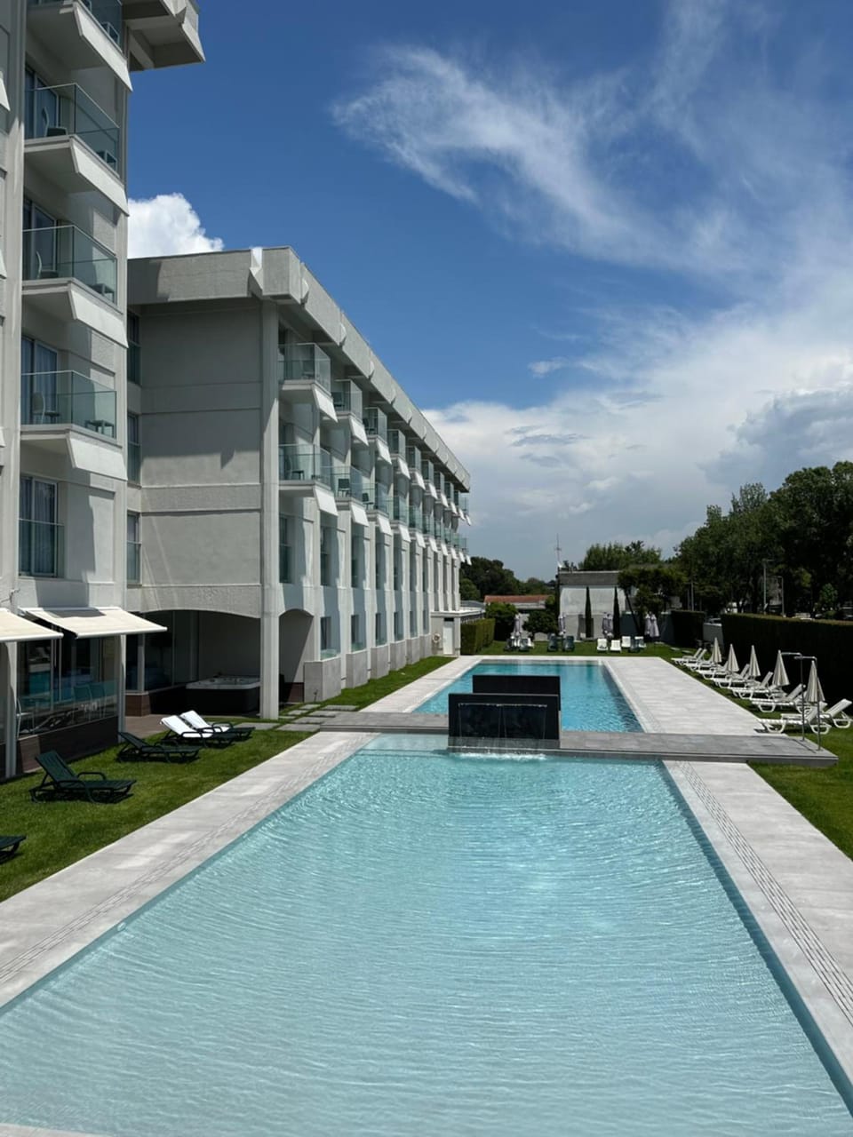 Swimming pool