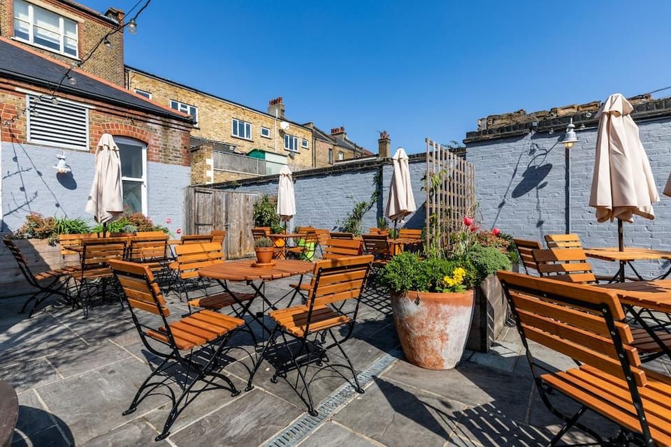The Station Hotel Hotel in London Borough of Lewisham