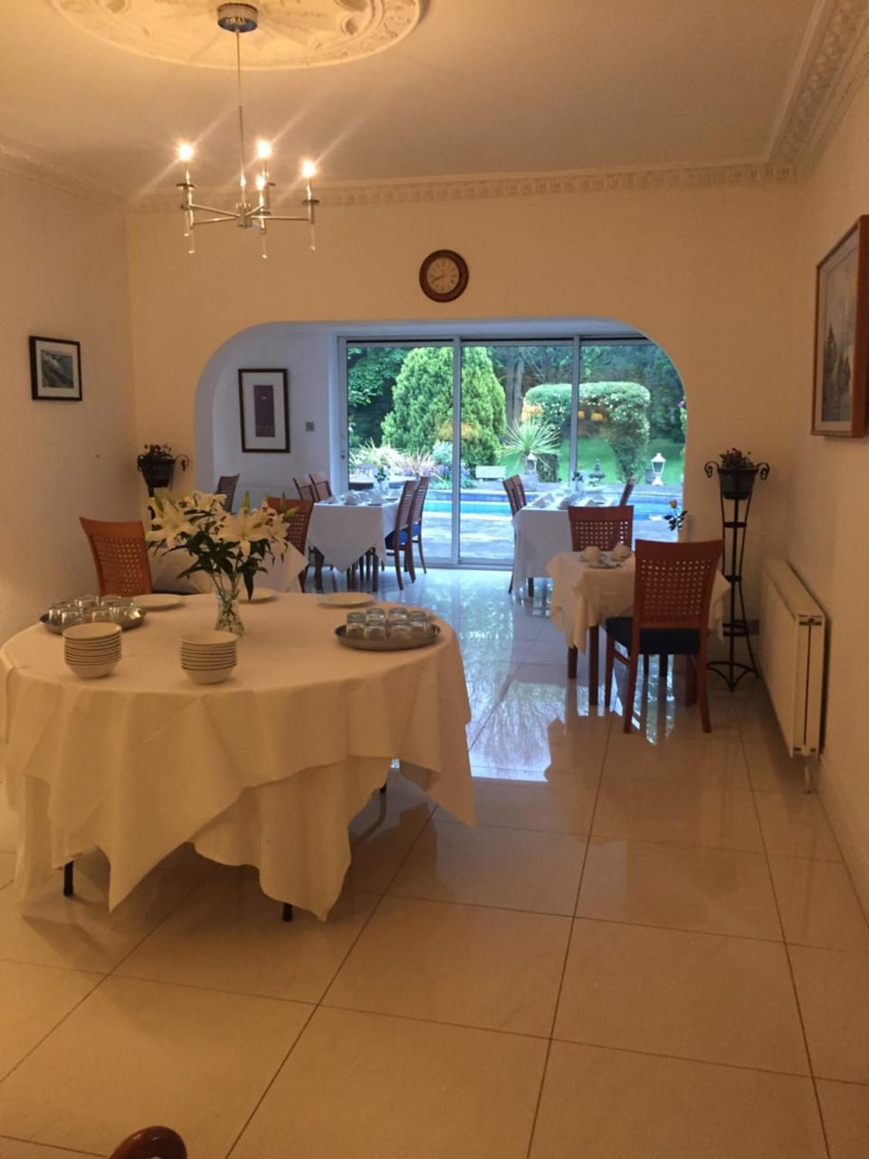 Norfolk House Hotel Inn in Taplow