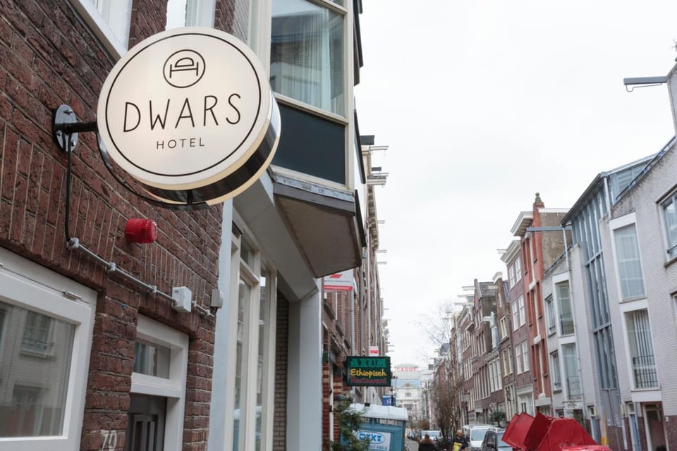 Hotel Dwars Hotel in Amsterdam