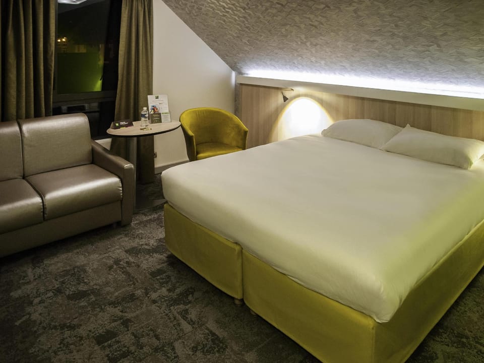 Guestroom