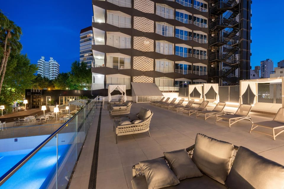 Belroy 4* Sup Apartment hotel in Benidorm