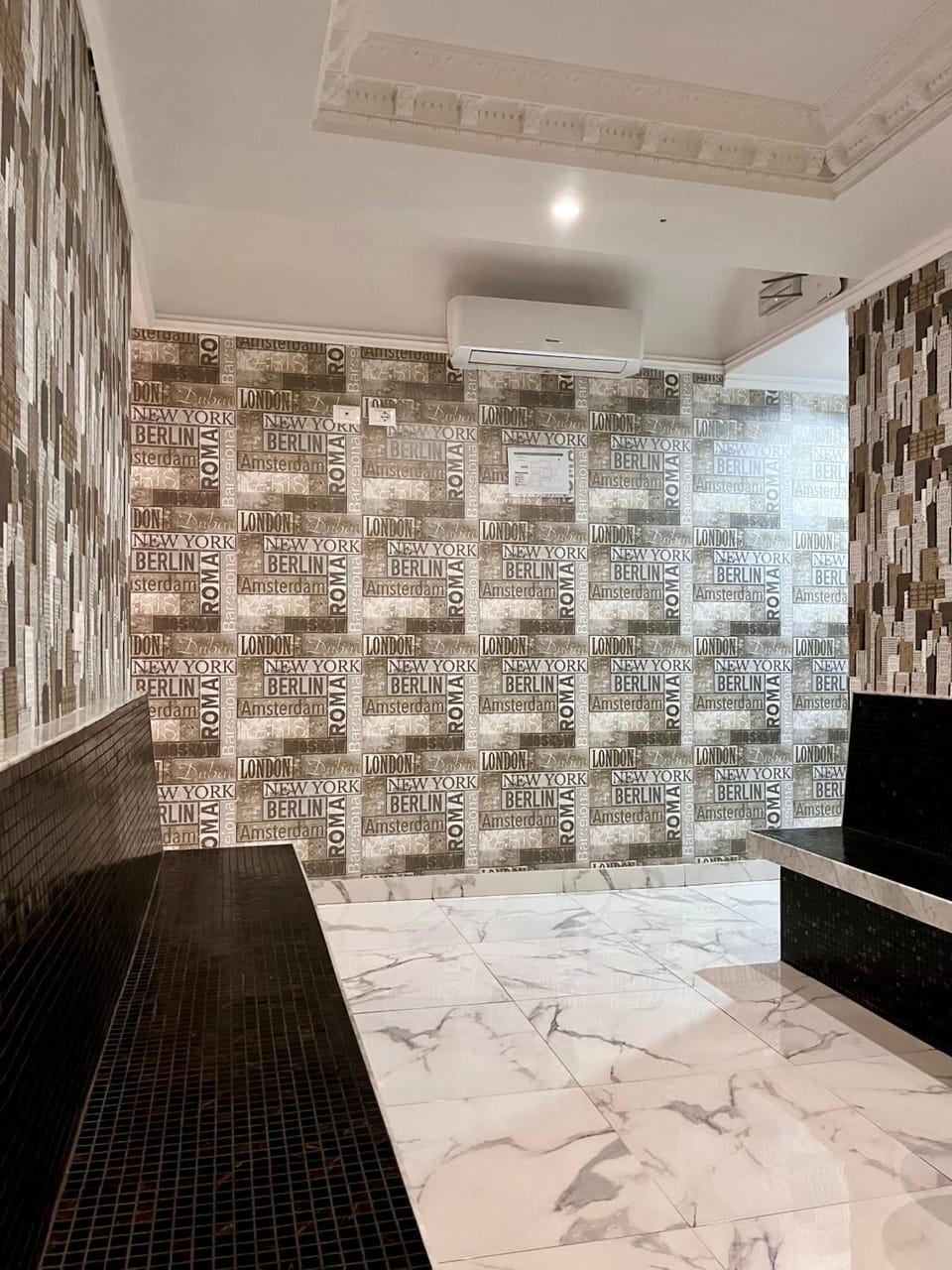 Shared lounge/TV area