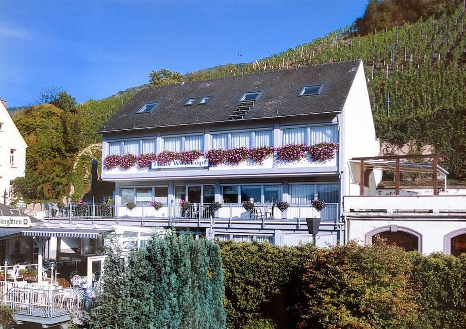 Moselhotel Weiskopf Hotel in Graach an der Mosel