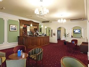 Westone Manor Hotel Hotel in Northampton