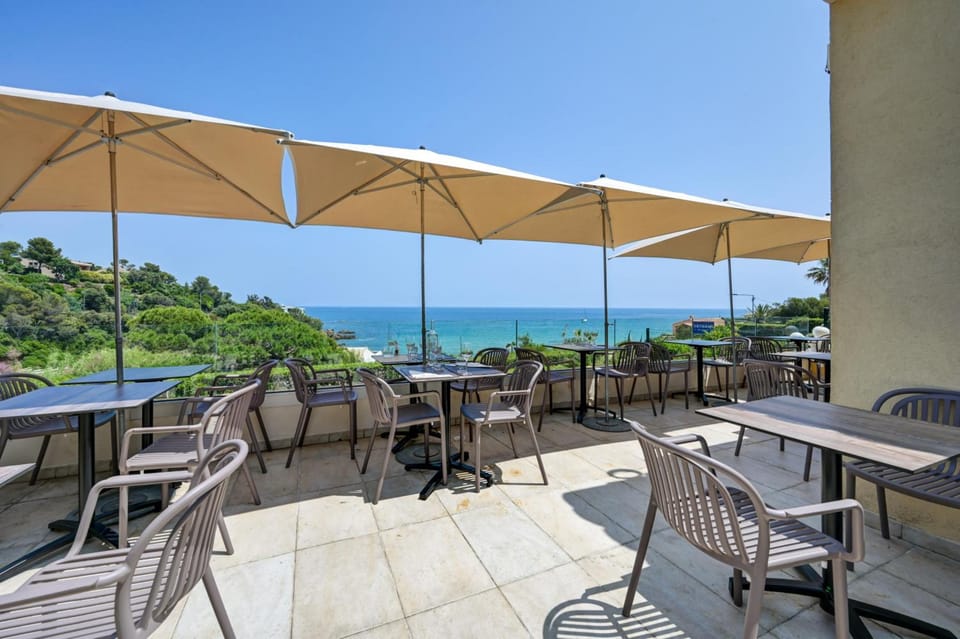 Cap Riviera Hotel in Roquebrune-sur-Argens