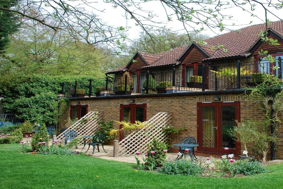 Best Western PLUS Grim's Dyke Hotel Hotel in Harrow