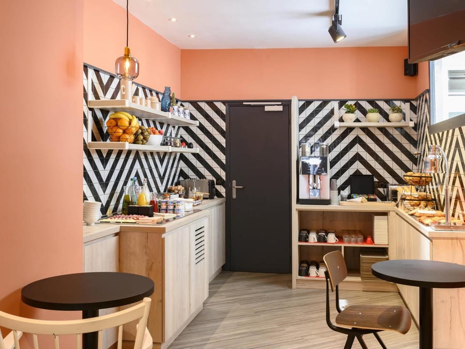 ibis Paris Tour Montparnasse 15th  Hotel in Paris
