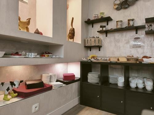 Hotel Saint Jean Hotel in Saint-Cyr-sur-Loire