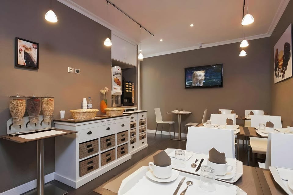 Enjoy Hostel Hostel in Paris