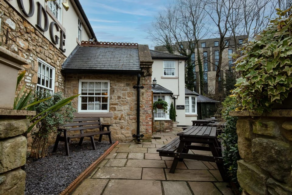 The Kings Lodge Inn Hotel in Durham