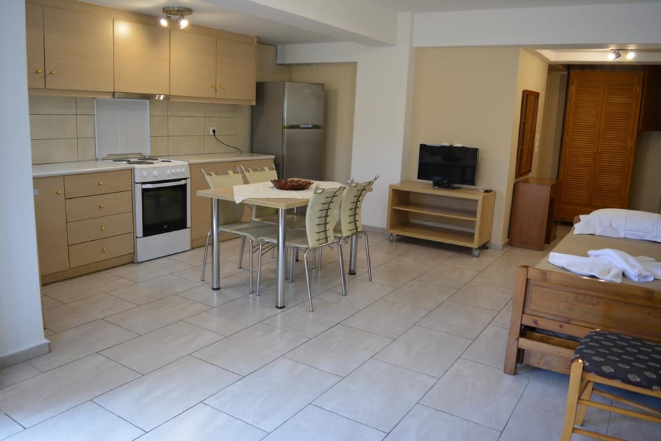 Anemomilos Suites Apartment hotel in Thera