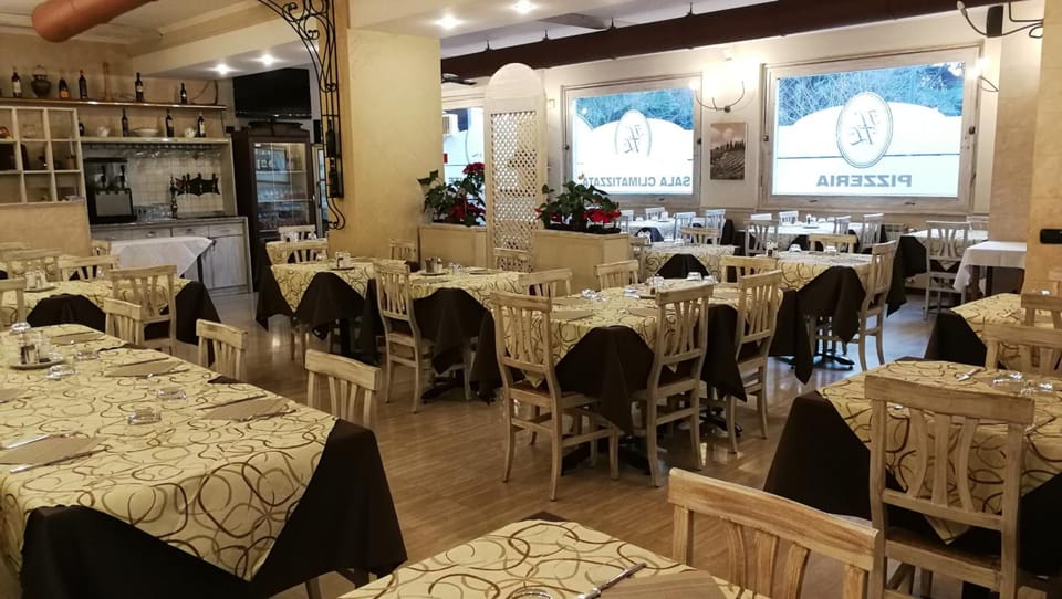 Hotel Ristorante Tre Leoni Hotel in Somma Lombardo