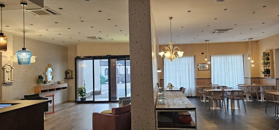 Bar/lounge