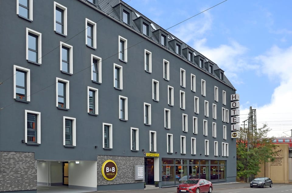B&B HOTEL Stuttgart-Bad Cannstatt Hotel in Stuttgart