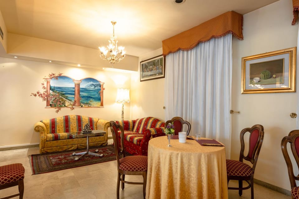 Hotel Serenella Hotel in Sirmione