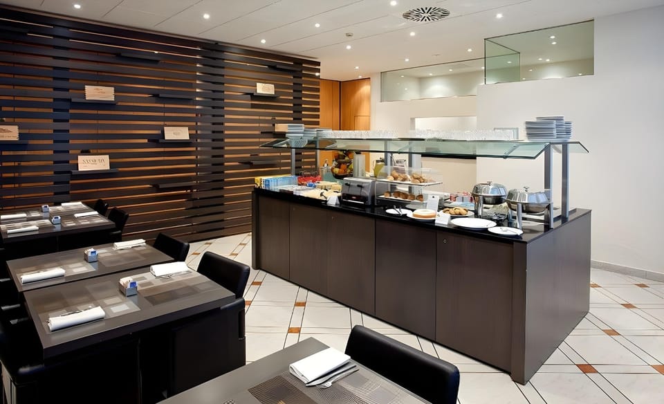 Hotel Ovest Hotel in Piacenza