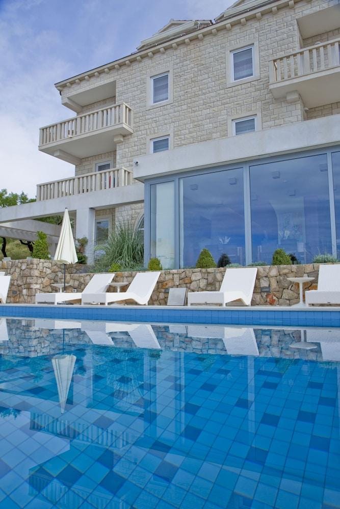 Hotel Villa Amorena Hotel in Bol