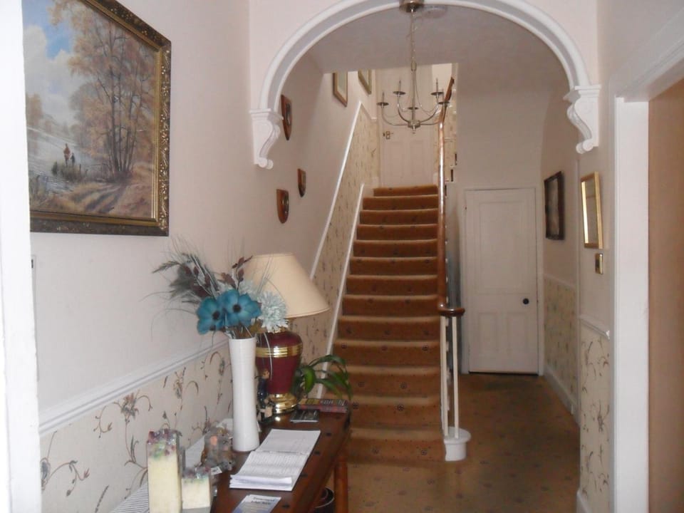 Armadale Guest House Hotel in Inverness