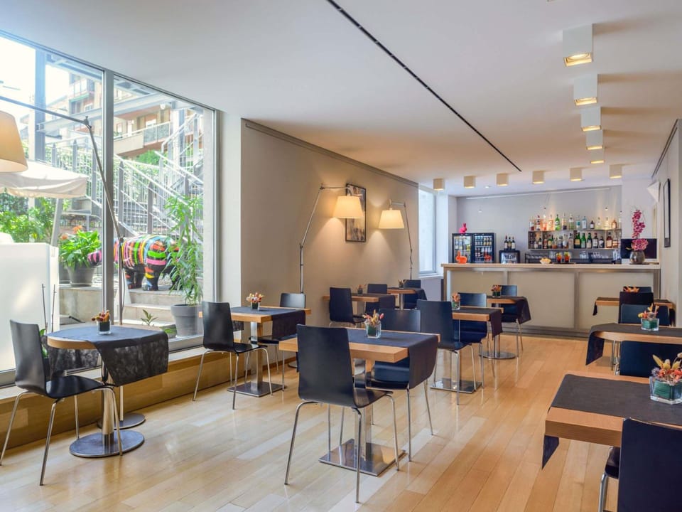 Mercure Milano Solari Hotel in Milan