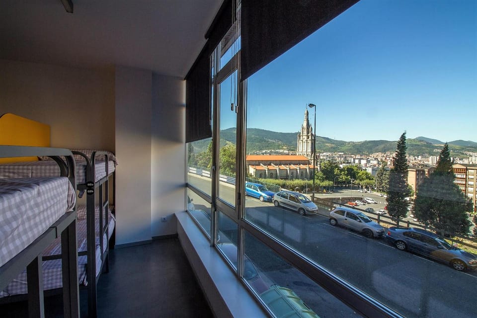 All Iron Hostel Hostel in Bilbao