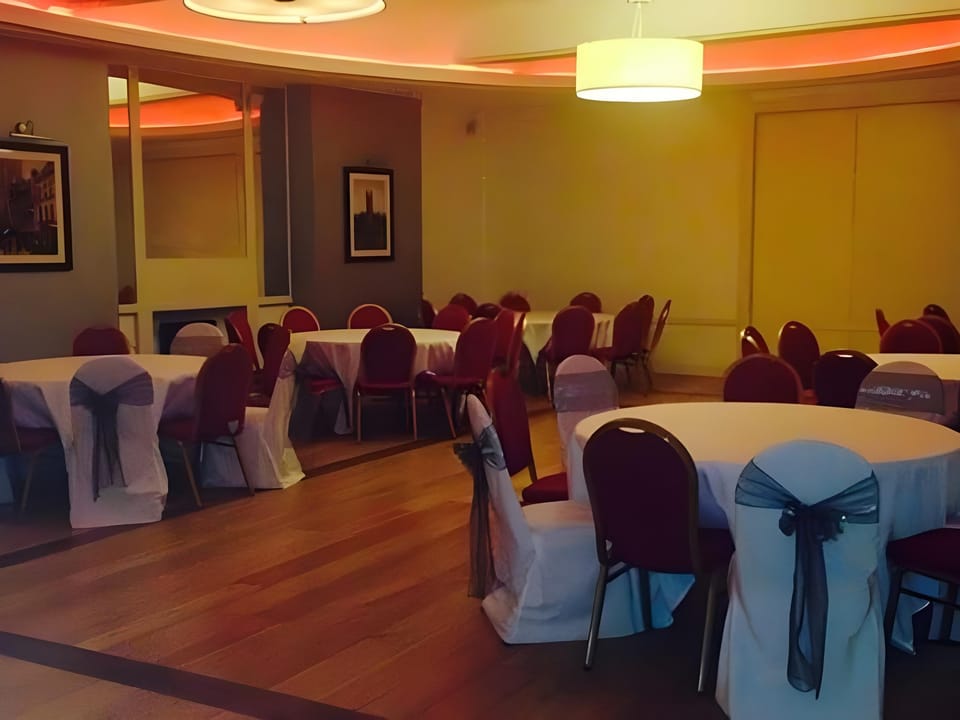 New County Hotel by RoomsBooked Hotel in Gloucester