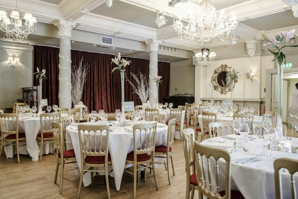 The Drayton Court Hotel Hotel in London Borough of Ealing