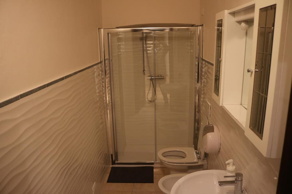 R.T. HOUSE'S Hostel in Rome