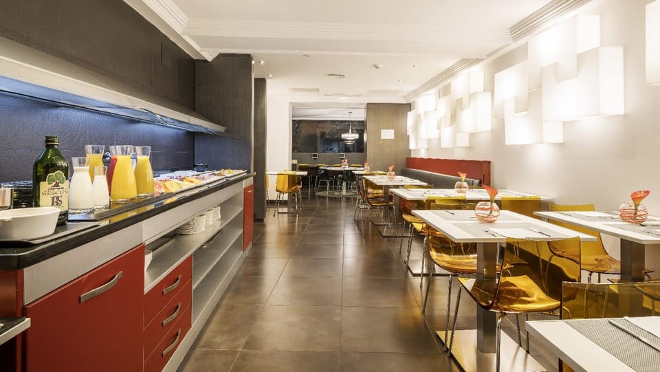 Petit Palace Puerta de Triana Hotel in Seville