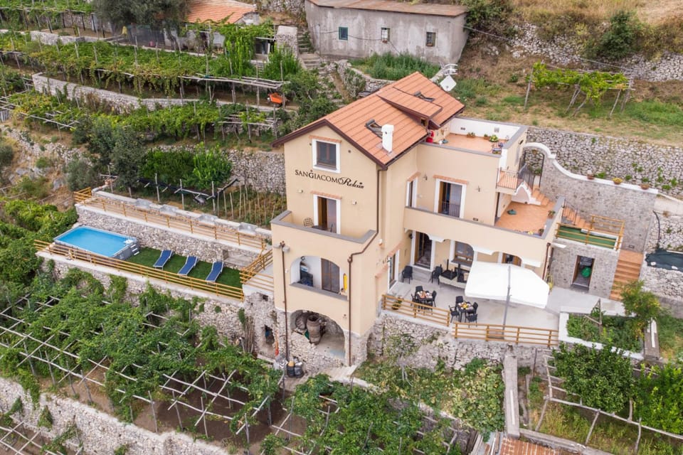 San Giacomo Relais Hotel in Furore