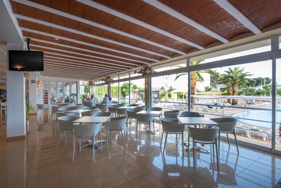 Hotel Caribe Hotel in Es Canar