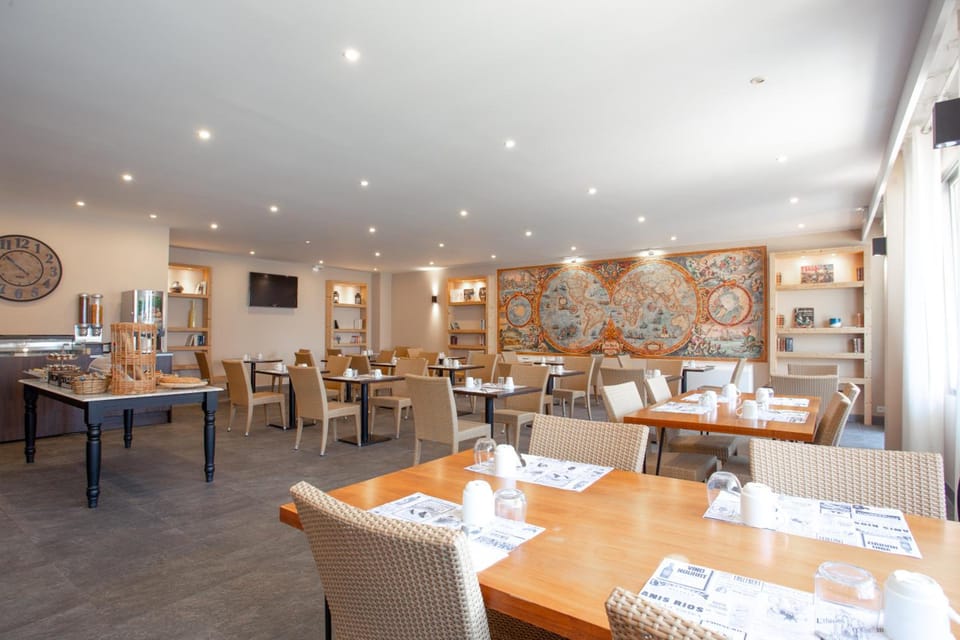 Hotel & Spa Brise de Mer Hotel in Saint-Raphael