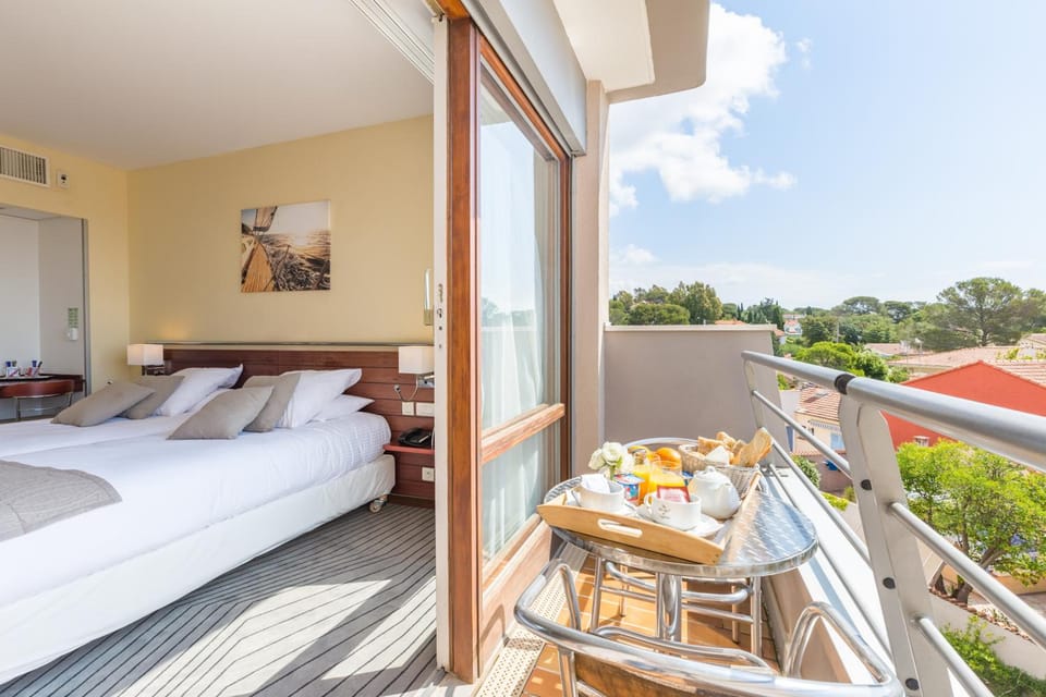Hotel & Spa Brise de Mer Hotel in Saint-Raphael