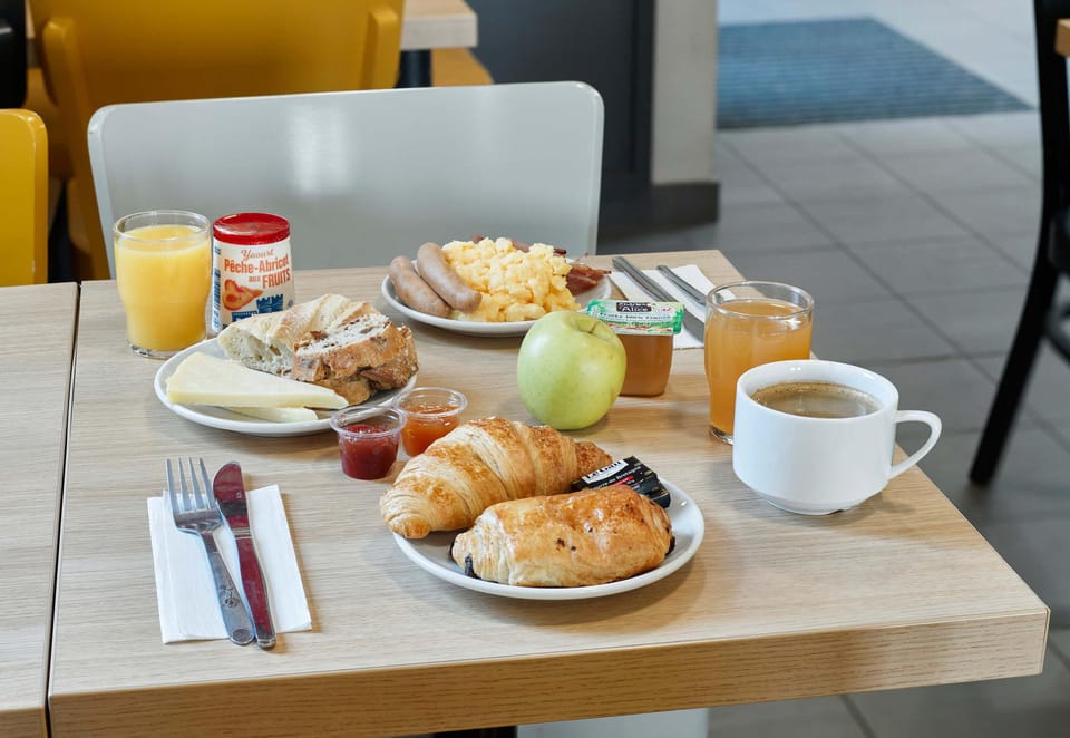 B&B Hotel EVRY LISSES 1 Hotel in Corbeil-Essonnes