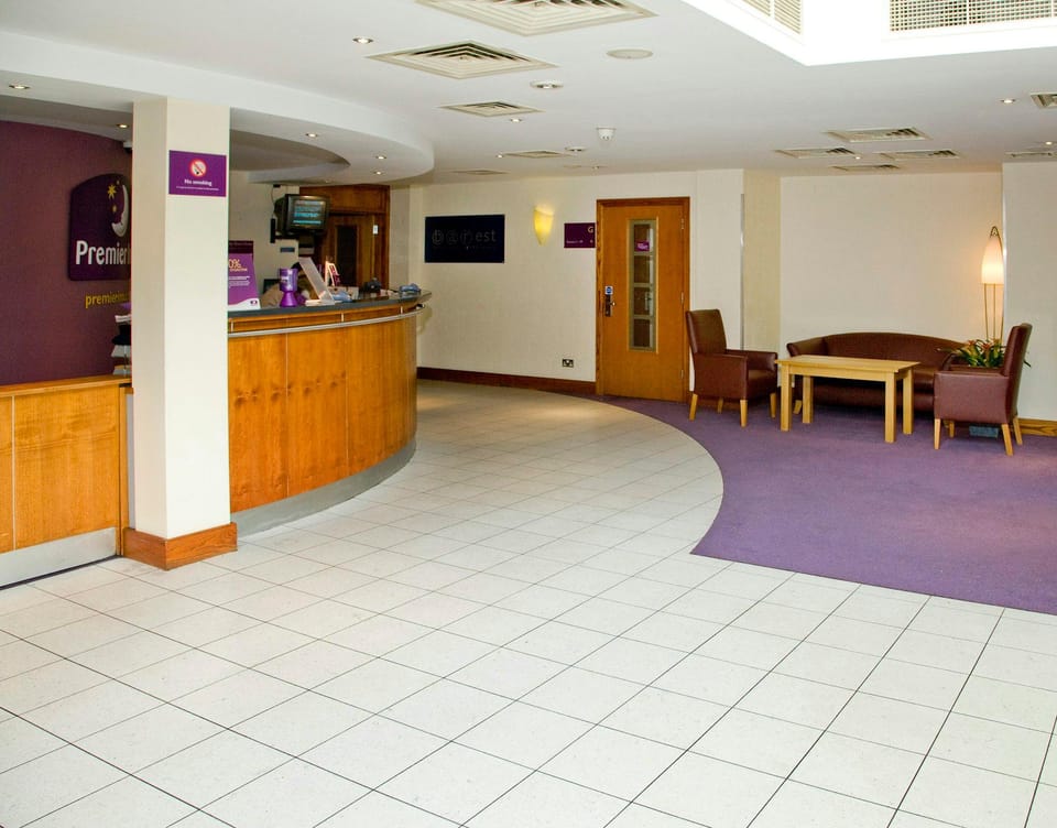 Premier Inn Watford Central Inn in Watford